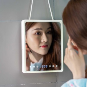 Reloj de ducha altavoz inalámbrico con luz LED y espejo sin niebla con calentador - Product Image 6