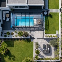 Véranda mobile rétractable en aluminium avec toit en verre, couverture de piscine étanche, toit en apice pour villa, jardin, patio