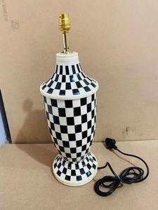 โคมไฟตั้งโต๊ะของขวัญแต่งงานแบบฝังกระดูกสำหรับตกแต่งบ้านโคมไฟตั้งโต๊ะข้างเตียงแบบเก๋ไก๋พร้อมโคมไฟตั้งโต๊ะดีไซน์หรูหรา - Product Image 3