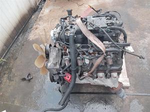 ชิ้นส่วนประกอบที่สมบูรณ์ของเครื่องยนต์มือสอง: 2001 GM C YUKON XL 1500 5.3L Vin T ตัวเลข8th หลัก - Product Image 5