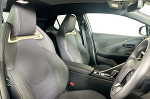 Nuevo Toyota C-HR KOBA Híbrido 2025 con solo 4.187 km en venta - Product Image 5