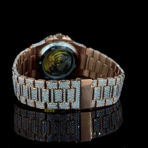 Reloj de Lujo Premium para Hombre, Completamente Adornado con Diamantes de Moissanita en Dos Tonos, Estilo Moderno Hip Hop, Personalizado, con Movimiento ETA - Product Image 4