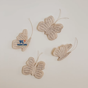 DECORACIÓN DE PARED DE RATÁN DE DISEÑO PARA NIÑO BELLEMENTE DECORACIÓN DE NIÑOS DE RATÁN con diseño de mariposa para habitación de bebé de guardería y espacio acogedor - Product Image 1