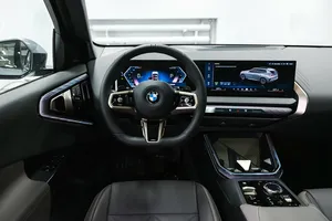 2025 MWB S3 Iong SUV Turbo Automático Asientos de Cuero Techo Panorámico Faros LED Euro VI Neumáticos R18 - Product Image 2