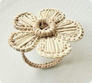 Vente en gros pas cher Anneau de serviette en rotin pour décoration de table avec strass et bling Anneau à boucle pour serviette de table - Product Image 3