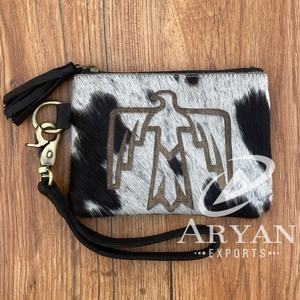 กระเป๋าสตางค์หนังวัวแบบยาวสำหรับผู้หญิงกระเป๋าหนังแท้สลักลายด้วยเลเซอร์ - Product Image 1