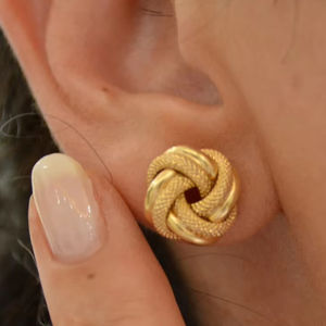 Pendientes de tuerca de oro de 14 quilates hechos a mano para mujer, joyería de oro auténtico sólido de estilo Vintage para fiesta chapada en oro - Product Image 4
