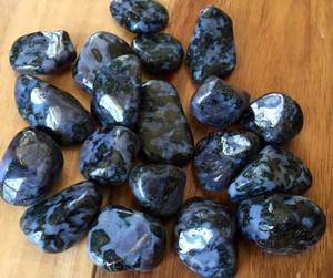 Cristales de Gabbro Índigo Pulidos de Alta Calidad al por Mayor, Grabados, para Decoración del Hogar y Feng Shui, Piedras Preciosas - Product Image 3