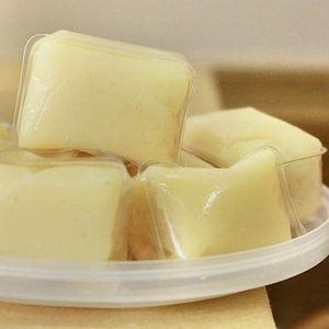 Bonbons de noix de coco faits à la main, bonbons de noix de coco fabriqués à la main avec le meilleur prix par vacances - Product Image 1