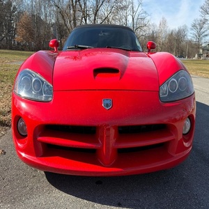 DODGE VIPER SRT-10 CONVERTIBLE USADO 2003, Volante a la Izquierda/Derecha - Product Image 1
