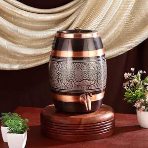 Distributeur d'eau en cuivre poli de qualité supérieure, accessoire de cuisine haut de gamme, distributeur d'eau en cuivre fait à la main, aspect rustique et traditionnel - Product Image 6