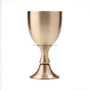 Customizable Decorative Rose Embossed Versatile Wine <b>Glass</b> <b>Goblet</b>, Cocktail <b>Glasses</b>, Champagne <b>Glasses</b> For Parties & Weddings - Product Image 3