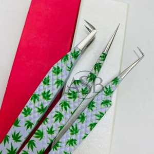 แหนบดัดขนตาสีแดงทองโค้ง พร้อมหัวรูปหัวใจ สแตนเลสสตีล ปรับแต่งโลโก้ได้ กันเหงื่อ บริการ OEM - Product Image 6