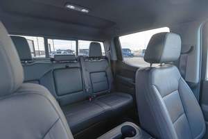 Chevrolet Silverado 1500 RST 2021. Goliath, faible kilométrage, boîte de vitesses automatique, direction à gauche, pneus R20, état sombre - Product Image 6