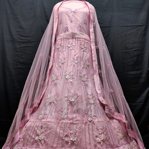 Filet de travail Jarkan lourd de concepteur Lehenga Choli 3m Flair Single Can 2.5m Four Side Butti Dupatta pour les fêtes d'hiver en gros - Product Image 1