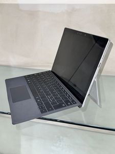 6th Gen bề mặt <span class=keywords><strong>Pro</strong></span> <span class=keywords><strong>4</strong></span> <span class=keywords><strong>Core</strong></span> <span class=keywords><strong>i5</strong></span> kinh doanh máy tính xách tay với 8GB RAM và 256GB SSD lưu trữ. - Product Image 2