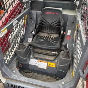 Minicargadora forestal Takeuchi TL6R de la mejor oferta con cargador de oruga Mulcher TL6R TL8R2 para construcción y trabajos en tierra - Product Image 6