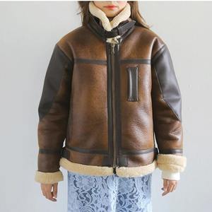 Veste bomber en cuir pour homme en gros |   Veste aviateur en véritable peau de mouton shearling, col montant, logo sur le devant |   Veste de vol RAF chaude - Product Image 2