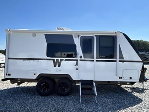 Remolques de Viaje Usados Winnebago Industries Micro Minnie 2108FBS 2026 - Product Image 6