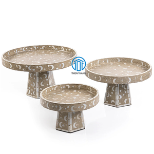 Soporte de pastel con incrustaciones de nácar de lujo de diseño innovador más nuevo para chocolate decorativo y comida en vacaciones de Ramadán - Product Image 1