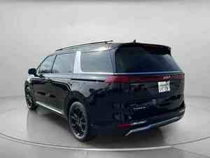 Carnival SX Prestige 2024, Tracción Delantera, Volante a la Izquierda, Asientos de Cuero, Cámara Trasera (Usado en Excelentes Condiciones) - Product Image 5