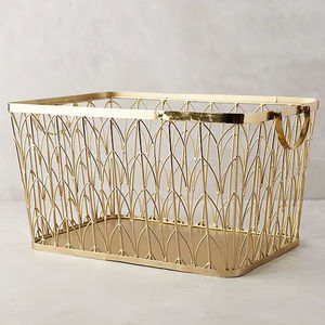 Cesto de Ropa de Metal Dorado de Gran Capacidad con Opciones Personalizadas para Almacenar Ropa, Toallas y Ropa de Cama Fácilmente - Product Image 1