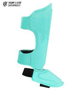 สนับหน้าแข้งมวยไทยพิมพ์ลายโลโก้แบบกำหนดเองพร้อมวัสดุหนัง PU และการป้องกันระดับมืออาชีพ - Product Image 3