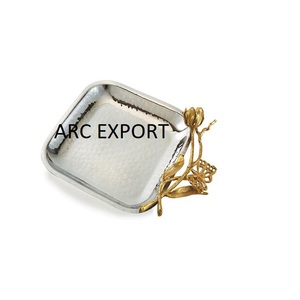 Superb Quality Customized Shape Metallic Gold Food Serving <b>Tray</b> Latest Designing Handmade <b>Large</b> Table Decoration Food <b>Tray</b> - Product Image 3