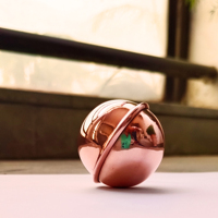 Boule d'eau en cuivre 100% ayurvédique pour améliorer la purification de l'eau, soutenir la santé immunitaire et favoriser la guérison naturelle