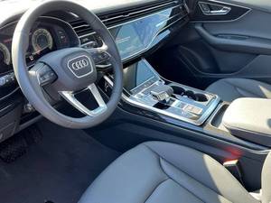 Audi Q7 55 Premium Plus Quattro 2022 SUV Utilitaire Sport 4 Portes Véhicule de Luxe d'Occasion Sombre Conduite à Gauche LHD/RHD Livraison Rapide en Vente - Product Image 5