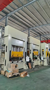 Prensa Hidráulica Servo de Forja en Frío de Aluminio 7057T6 YIHUI para Componentes de Acero y Metal con Rodamientos, 1000 Toneladas, 220V/380V/415V - Product Image 2