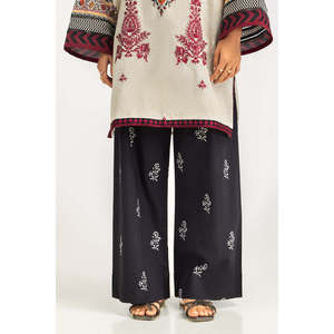 ชุดสูทผ้าแคมบริคคอตตอน 3 ชิ้น พร้อมผ้าพันคอพิมพ์ลายปักลาย IPST-SCF-77406 - Product Image 2