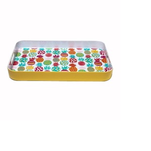 Plateau de service en métal pour servir de délicieux plats et desserts, idéal pour la cuisine, les restaurants, les hôtels, la restauration et les services de traiteur. - Product Image 2