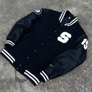 Blouson aviateur zippé en toile 100% polyester personnalisable pour hommes Camouflage confortable à séchage rapide Durabilité ultime pour le printemps - Product Image 4