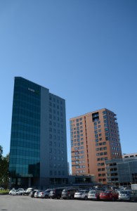 Diseños de techo Placa ACP 2mm Hoja de aluminio Resistente a los arañazos Espejo dorado - Product Image 5