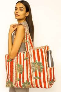 Sacs fourre-tout matelassés en coton imprimés à la main, sacs fourre-tout traditionnels indiens, sacs fourre-tout artisanaux avec imprimés à la main - Product Image 3