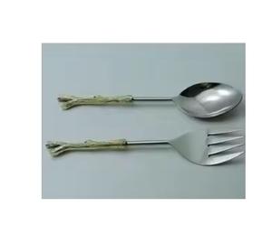 Único Personalizar Logo Forma Largo Redondo Blanco Mango Acero Inoxidable Chapado en Oro Juego de Servir Ensalada - Product Image 6