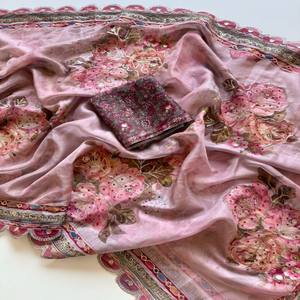 Sari Ligero de Seda Tebby Pura VASTRA COTTAGE con Estampado Floral Digital, Lentejuelas y Trabajo de Diamantes con Blusa de Seda Tebby a Juego - Product Image 2