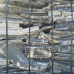 Chatarra de radiador de cobre de calidad superior Compre entrega rápida disponible Perfecto para aplicaciones industriales y al por mayor - Product Image 4