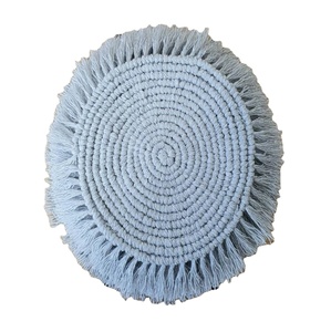 Manteles individuales de macramé de algodón hechos a mano Isar International en diferentes tamaños y colores, decoración grande para el hogar de Isar International - Product Image 1