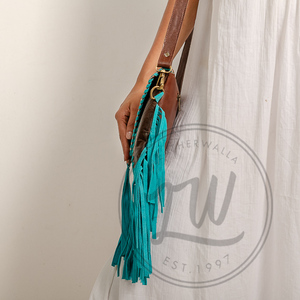 Sac à main en cuir de vachette véritable à poignée unique avec franges sculptées Sac à bandoulière bohème portable Chaînes Décoration Hiver - Product Image 2