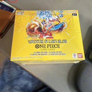 One Piece OP15 Aventure sur l'île de Kami Booster Box Scellé Anglais - Product Image 1