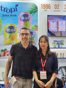 Eau de coco en conserve de 500 ml avec pulpe, fabricant de boissons OEM au Vietnam, personnalisation - conception gratuite - échantillon gratuit - aromatisé - Product Image 5