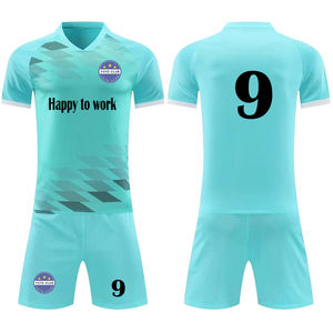 Uniforme de football confortable fabriqué par des professionnels, uniforme de football de produit très demandé pour les hommes - Product Image 5