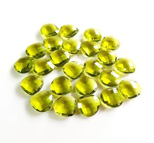 Corazón corte peridoto cuarzo piedra preciosa fantasía facetada Briolette suelta piedra verde forma de corazón - Product Image 1