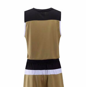 Nouveautés Uniformes de basket-ball personnalisés pour adultes Ensembles confortables, respirants, séchage rapide 100% polyester pour l'extérieur Options de taille supérieure - Product Image 4