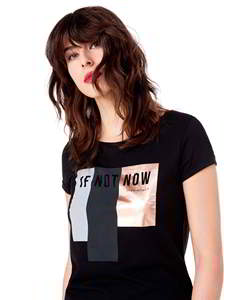 T-shirt graphique OEM pour femme, coupe ajustée, 100 % coton, grandes tailles, fabrication de vêtements, marque privée - Product Image 3