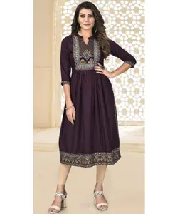新设计的Salwar Kameez，低价格和高品质印度风格打底裤Kurti女士2023系列为印度