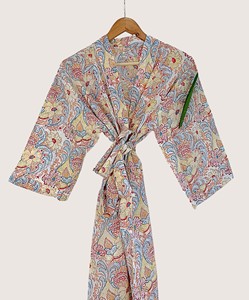 Bata Larga Estampada Floral para Mujer con Cuello Mandarín, Manga Tres Cuartos, 100% Algodón Suave, Estilo Casual de Primavera con Cordón Ajustable - Product Image 5