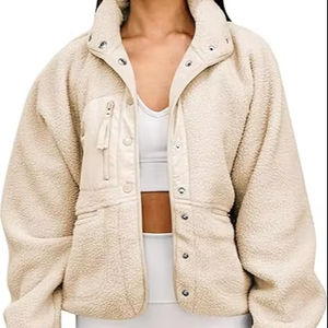 Veste d'hiver en fausse fourrure pour femmes fermeture à glissière décontracté revers manches longues respirant solide motif manteaux méthode de tissage non tissé - Product Image 1